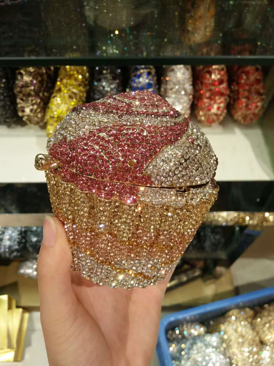 Cupcake Clutch
