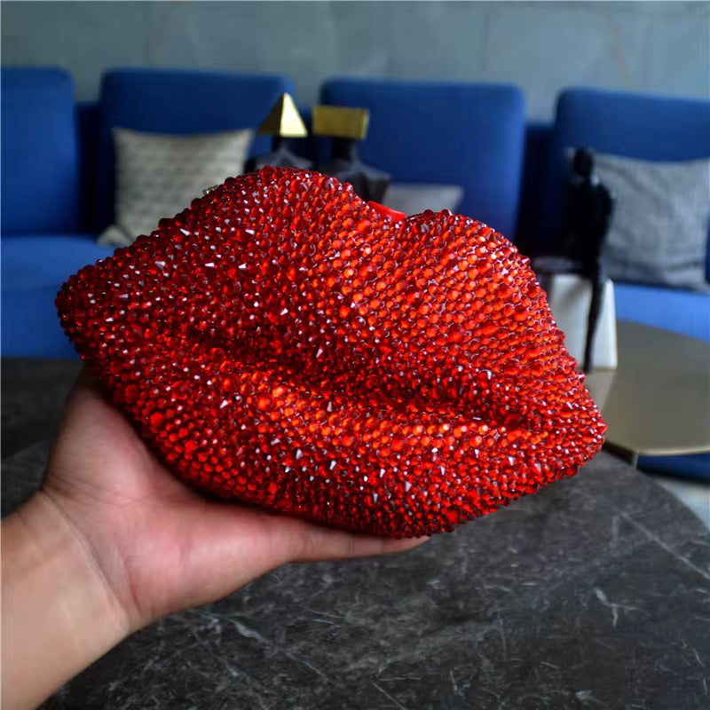 Kiss me Clutch